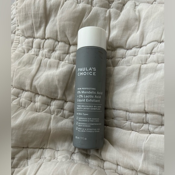 Paula’s Choice Skin Perfecting 6% Mandelic Acid + 2% Lactic Acid Exfolient - Picture 2 of 6